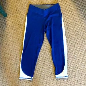 Women’s XS Hylete Cropped Leggings